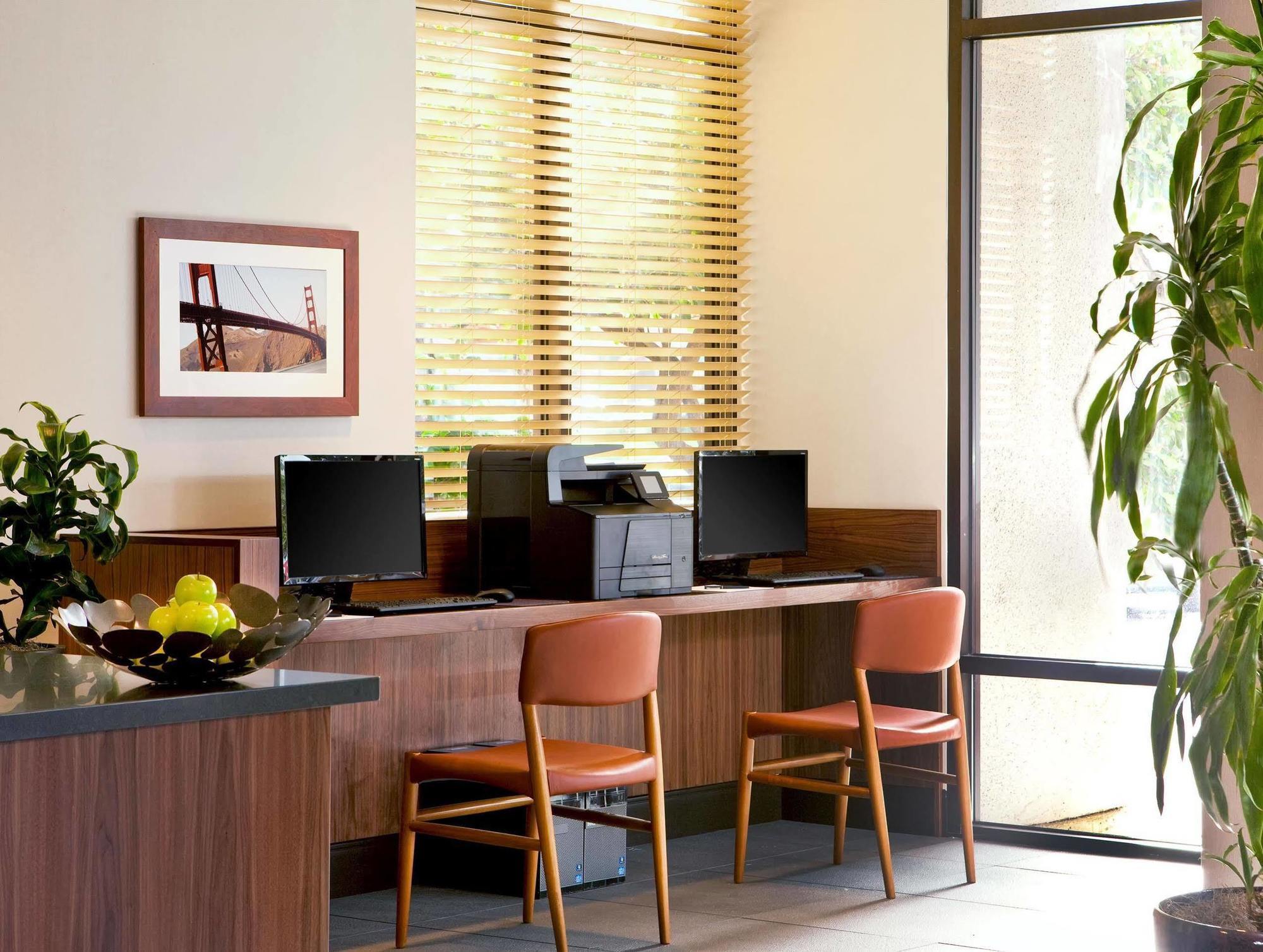 Four Points By Sheraton - San Francisco Bay Bridge Emeryville Extérieur photo